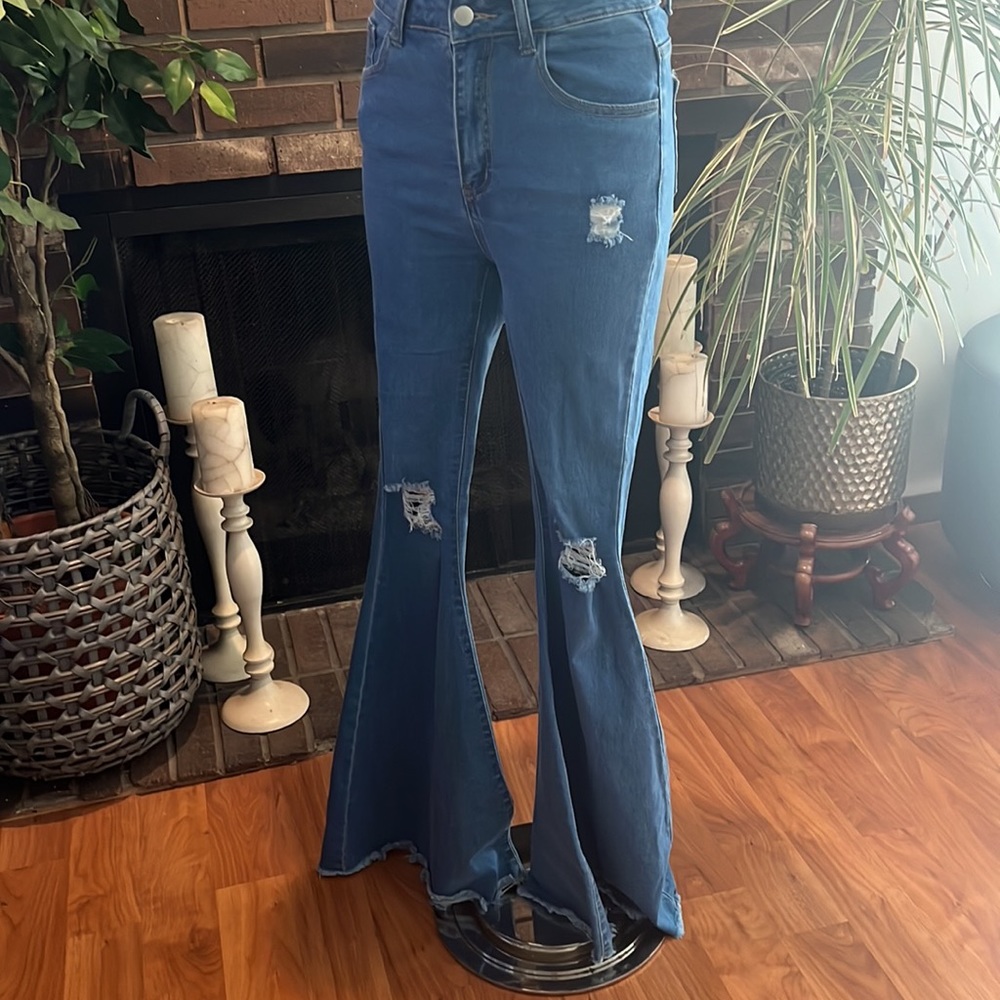 SHEIN Wide & Flare Leg Jeans!๐๐๐ - Picture 2 of 8